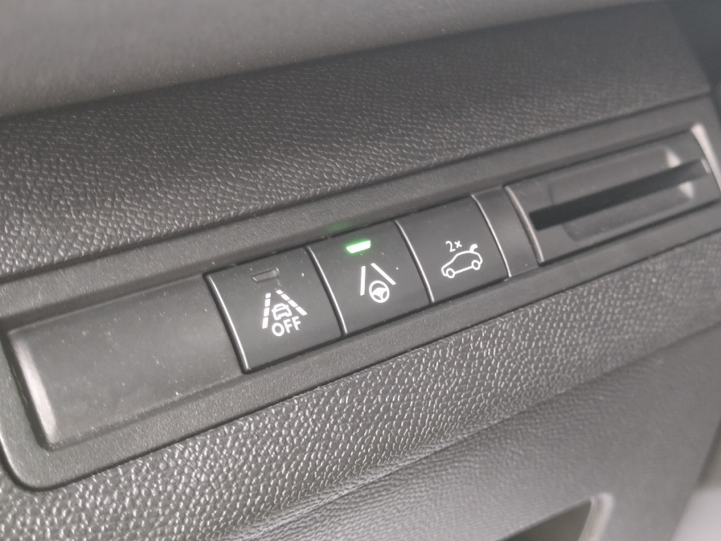 Peugeot 3008 (2) BlueHDi 130 S&S EAT8 GT