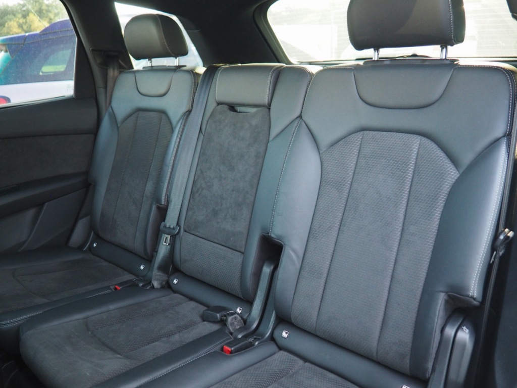 Audi Q7 (2) 60 TFSI e 456ch quattro Tip8 Competition 5 portes  (juin 2020) (co2 74)