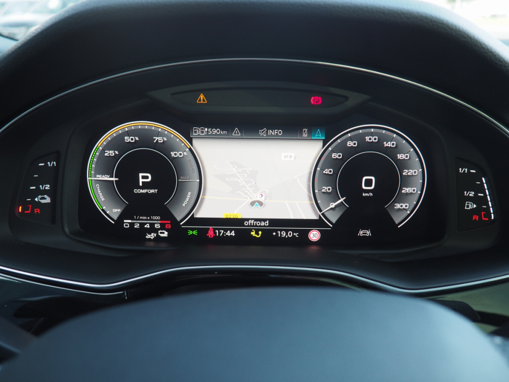 Audi Q7 (2) 60 TFSI e 456ch quattro Tip8 Competition 5 portes  (juin 2020) (co2 74)