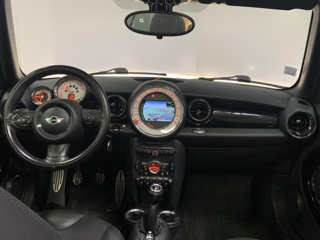 Mini Mini Cabrio (3) Cooper SD 143 ch BVM6