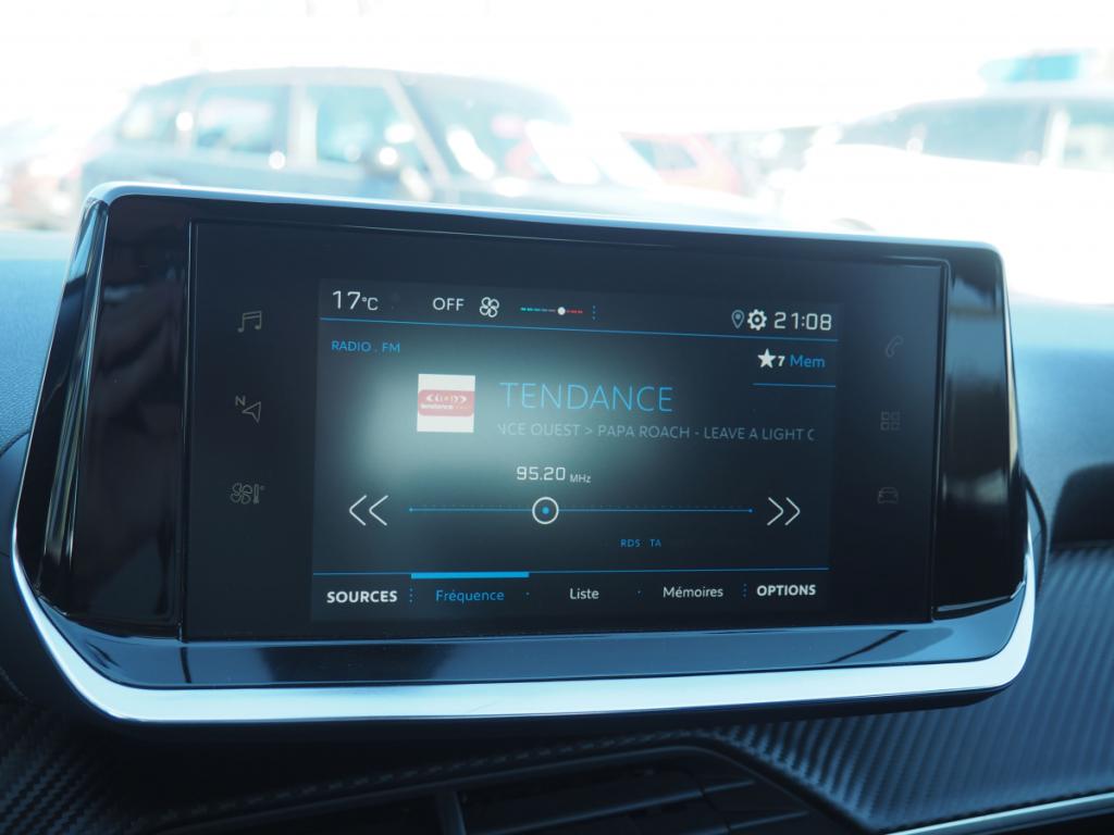 Peugeot 208 PureTech 100 S&S BVM6 Style