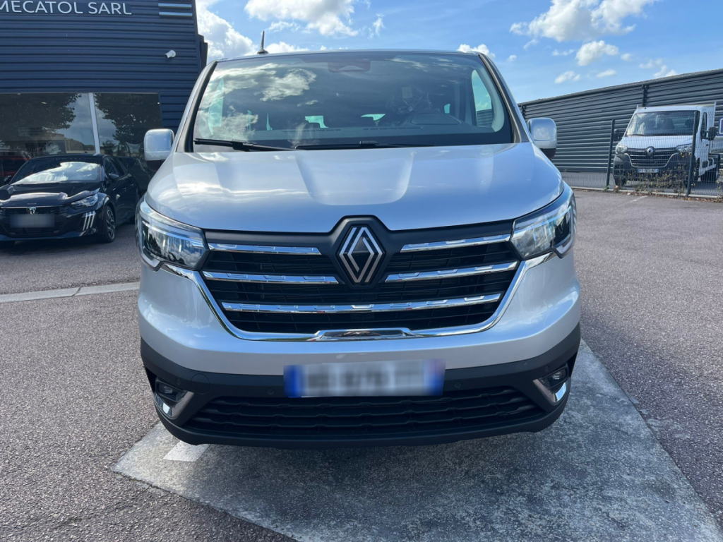 Renault Trafic (3) grand techno Blue dCi 150 - 24b 4 portes  (mars 2025) (co2 184.0)