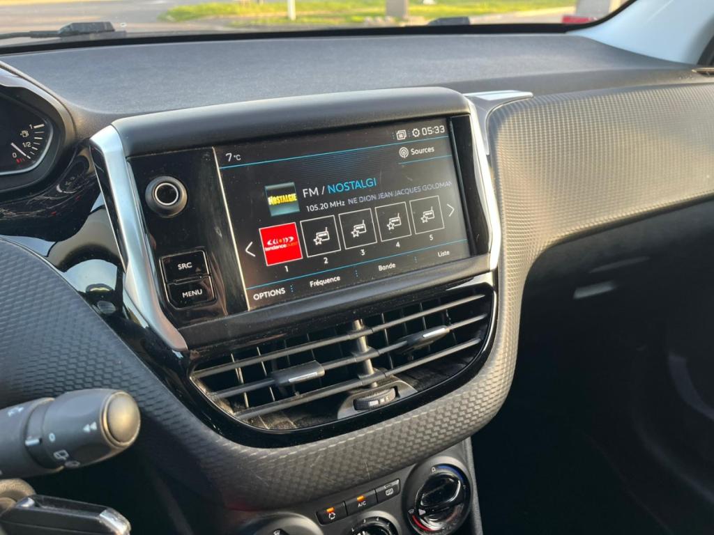 Peugeot 2008 1.6 BlueHDi 100 Style