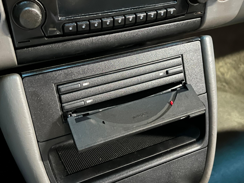 Porsche 911 CARRERA 4 COUPE