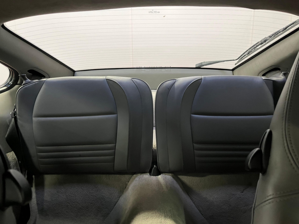 Porsche 911 CARRERA 4 COUPE