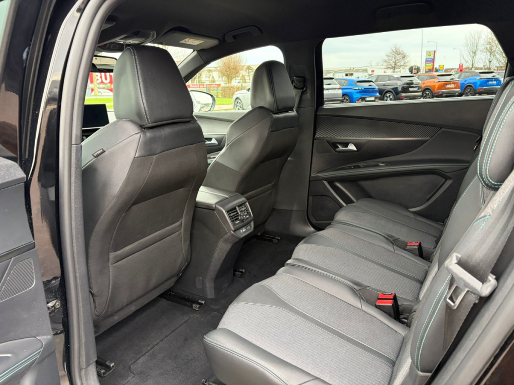 Peugeot 5008 (2) BlueHDi 130 S&S EAT8 Allure Pack