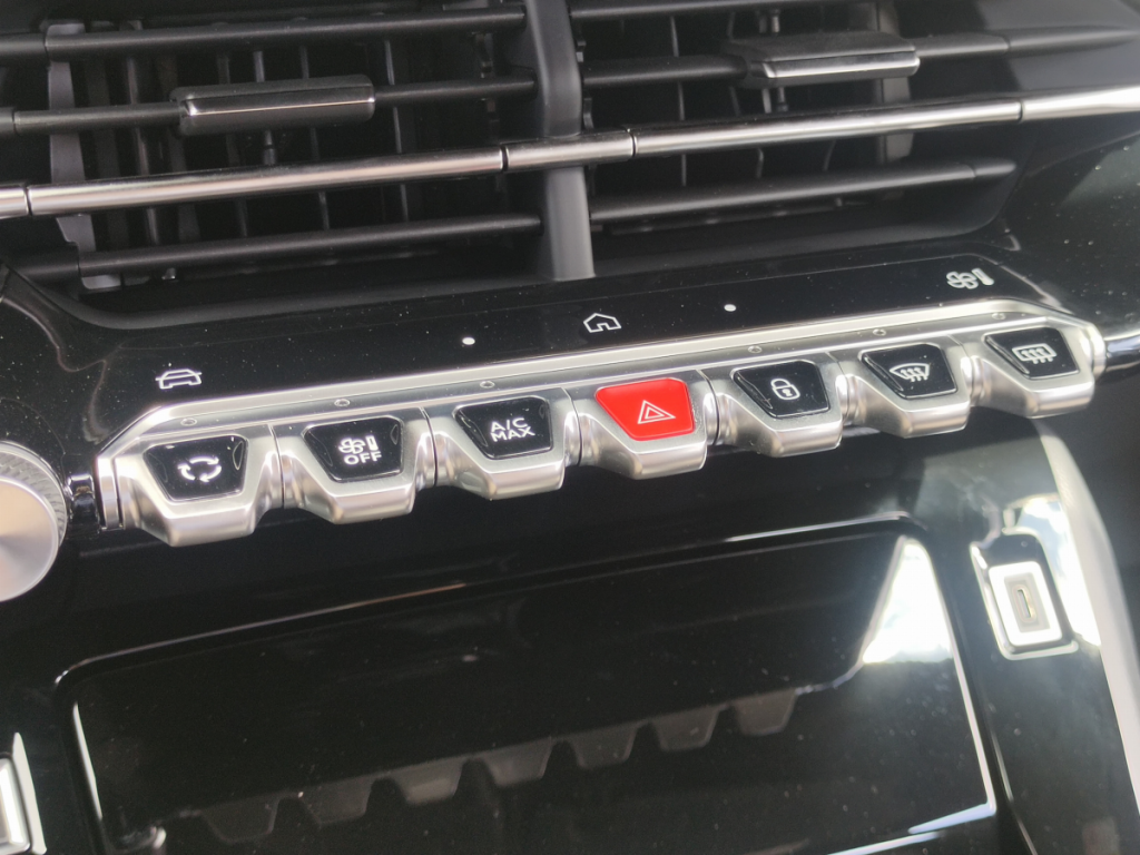 Peugeot 208 (2) Hybrid 110 e-DCS6 GT