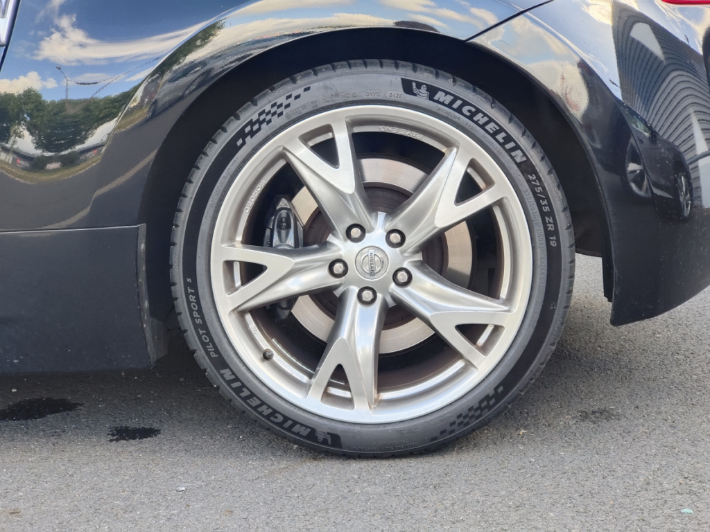 Nissan 370Z 3.7 V6 328 Pack