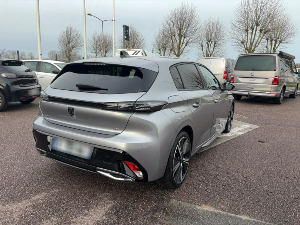 Peugeot 308 (3) 1.5 BLUEHDI 130 AUTO 8 GT