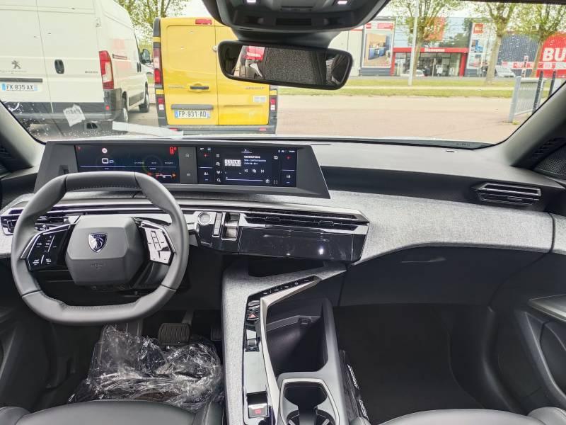 Peugeot 5008 (3) 1.2 HYBRID 136 E-DCS6 ALLURE