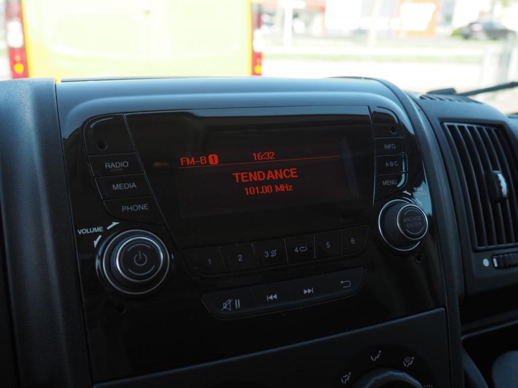 Peugeot Boxer (2) BLUEHDI 130 PRO SR 335 L3