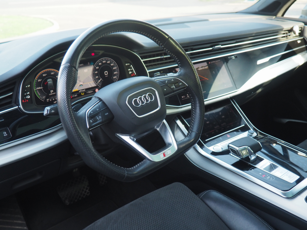 Audi Q7 (2) 60 TFSI e 456ch quattro Tip8 Competition 5 portes  (juin 2020) (co2 74)