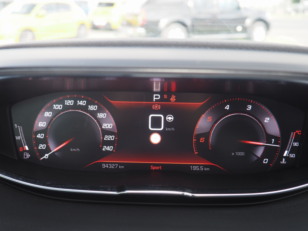 Peugeot 3008 (2) BlueHDi 130 S&S EAT8 GT