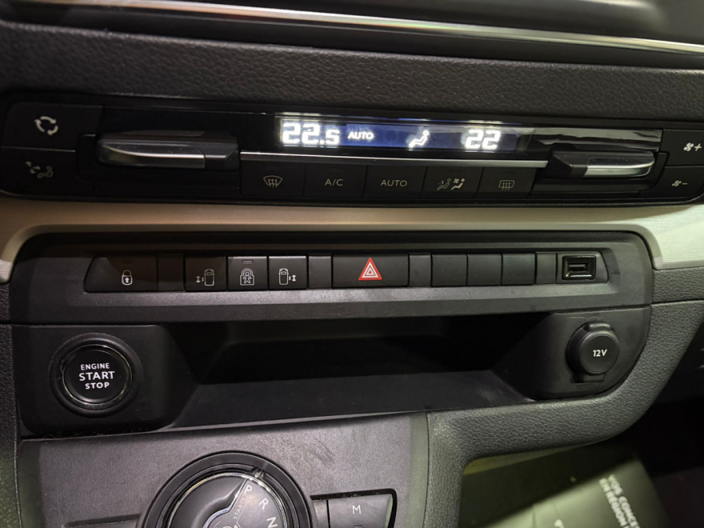 Opel Zafira Life (4) L3 2.0 Diesel 180 ch auto ELEGANCE