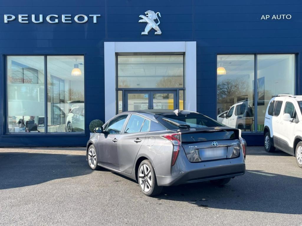 Toyota Prius (4) Lounge