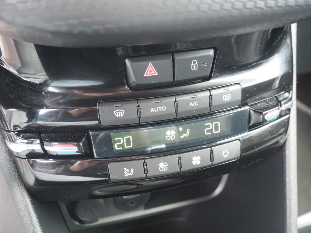 Peugeot 2008 Puretech 130 S&S €6.c ALLURE