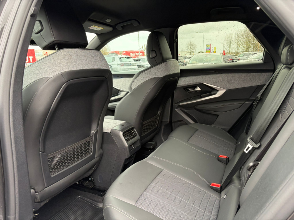 Peugeot 3008 (3) 1.2 HYBRID 136 E-DCS6 GT