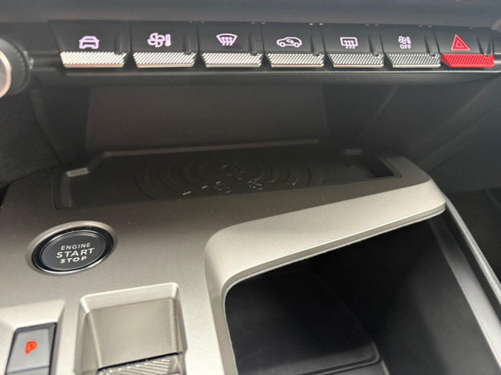 Peugeot 308 SW (3) Hybrid 145 e-DCS6 ALLURE