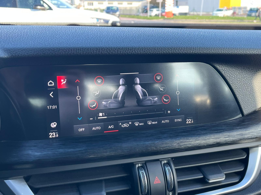 Alfa Romeo Stelvio 2.1 TD 160 AT8 Sprint 5 portes  (janv. 2023) (co2 153)