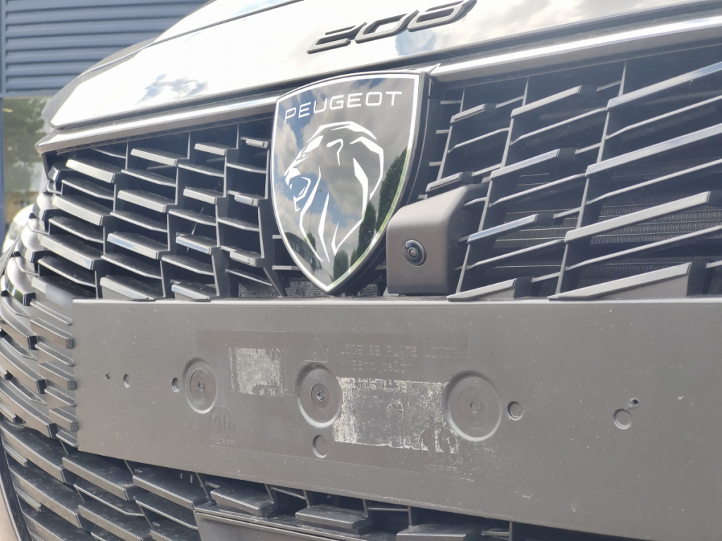 Peugeot 208 (2) Hybrid 110 e-DCS6 GT