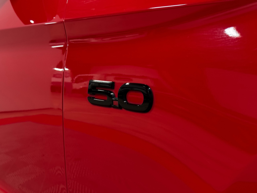 Ford Mustang (6) Fastback V8 BVM6 GT