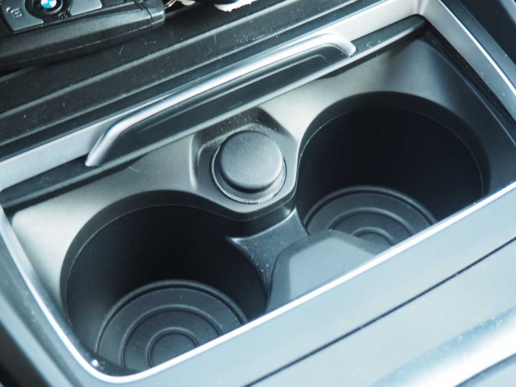 Bmw Série 1 (2) 118d Executive (F20 LCI)  5 portes  (févr. 2019) (co2 105)