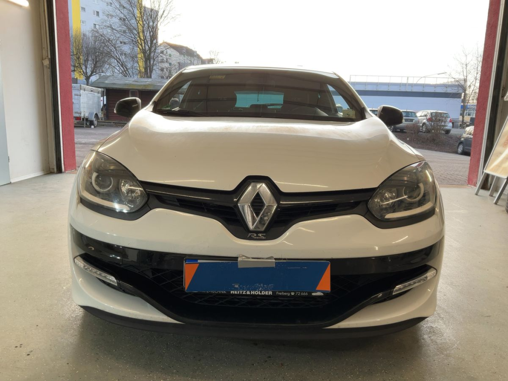 Renault Mégane Coupé Renault Sport (3) R.S. 2.0T 275 S&S E6 sans plomb 95 3 portes Coupé (oct. 20