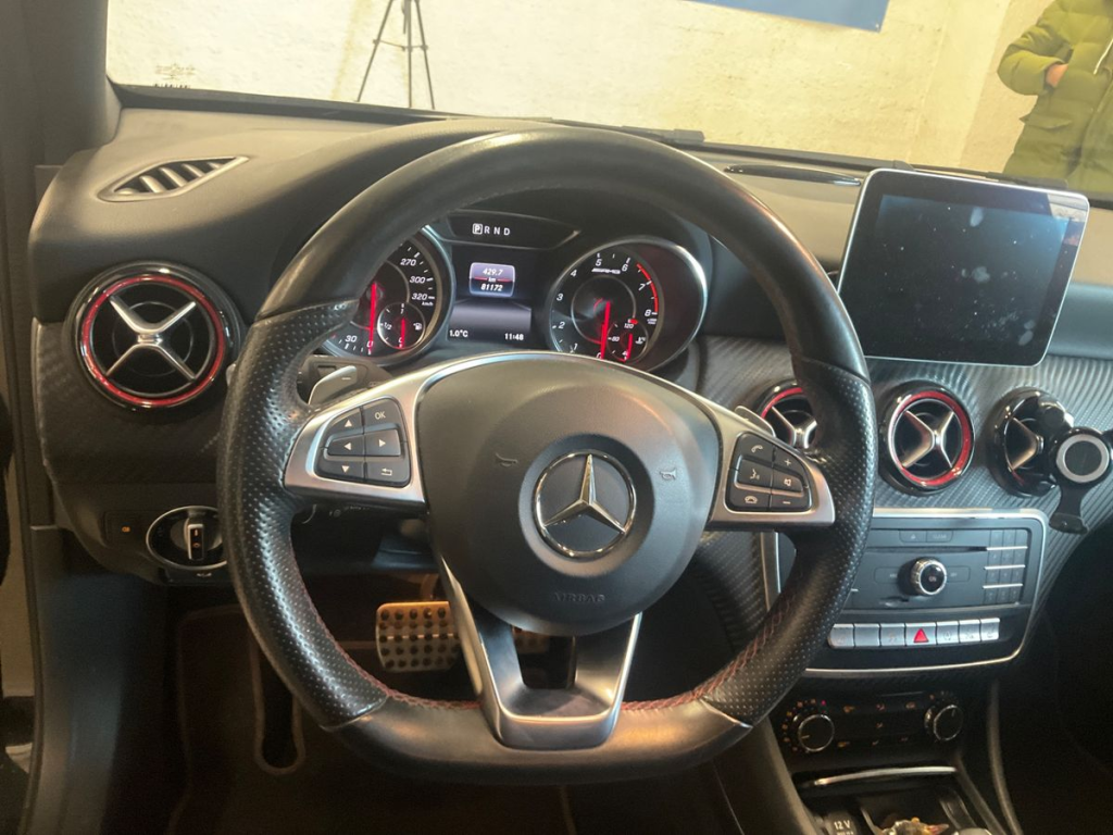 Mercedes Classe A Berline (3) Mercedes-AMG A 45 4MATIC