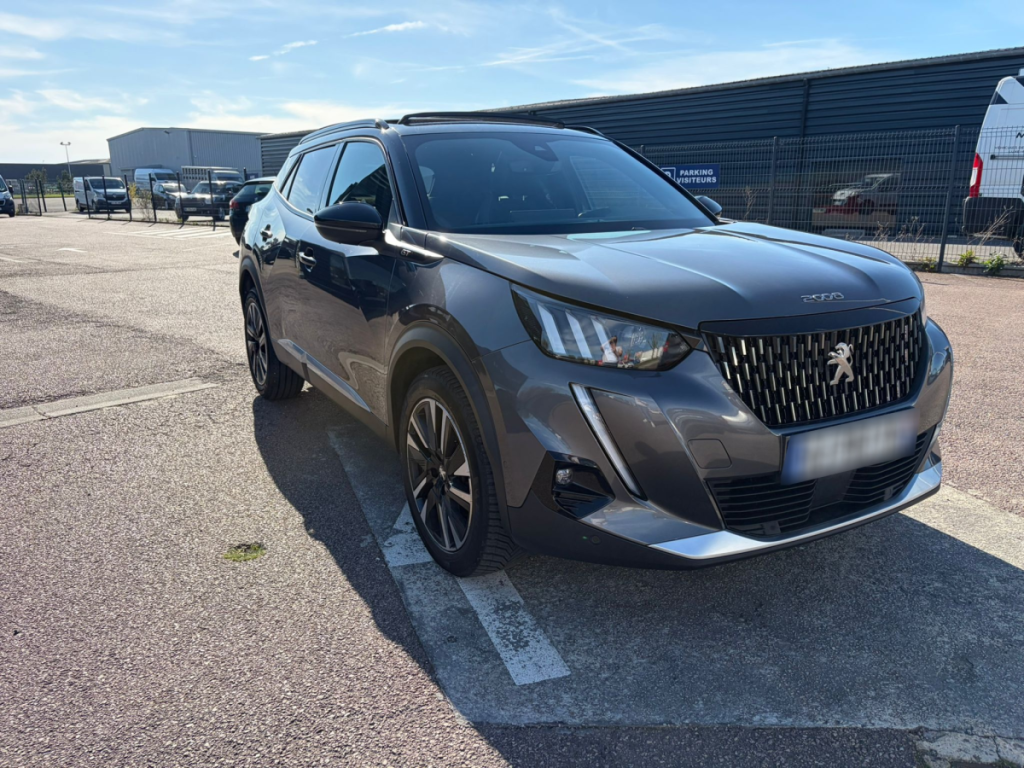 Peugeot 2008 (2) BLUEHDI 130 S&S EAT8 GT