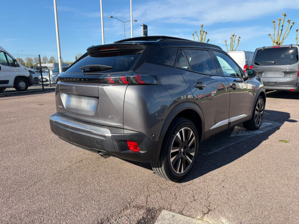 Peugeot 2008 (2) BLUEHDI 130 S&S EAT8 GT