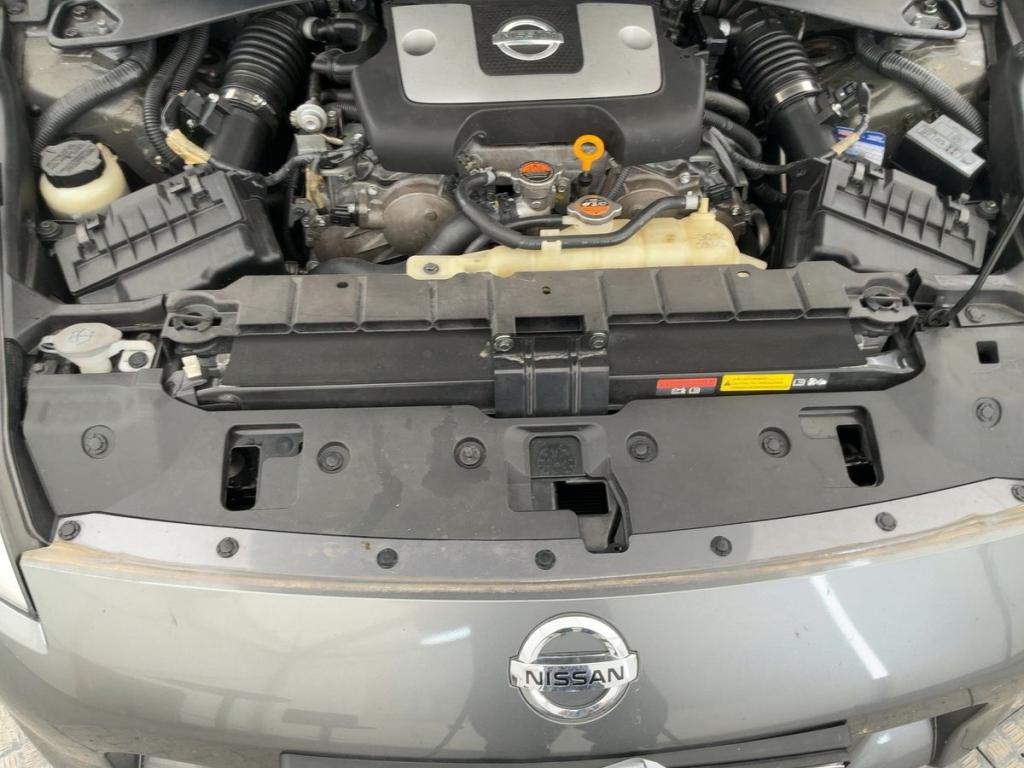 Nissan 370Z 3.7 V6 328 Pack (NEW)  2 portes Cabriolet (janv. 2012) (co2 254)