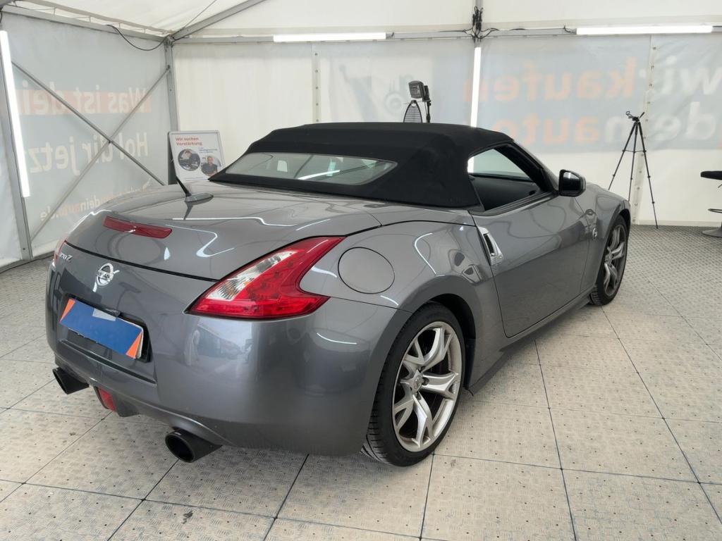 Nissan 370Z 3.7 V6 328 Pack (NEW)  2 portes Cabriolet (janv. 2012) (co2 254)