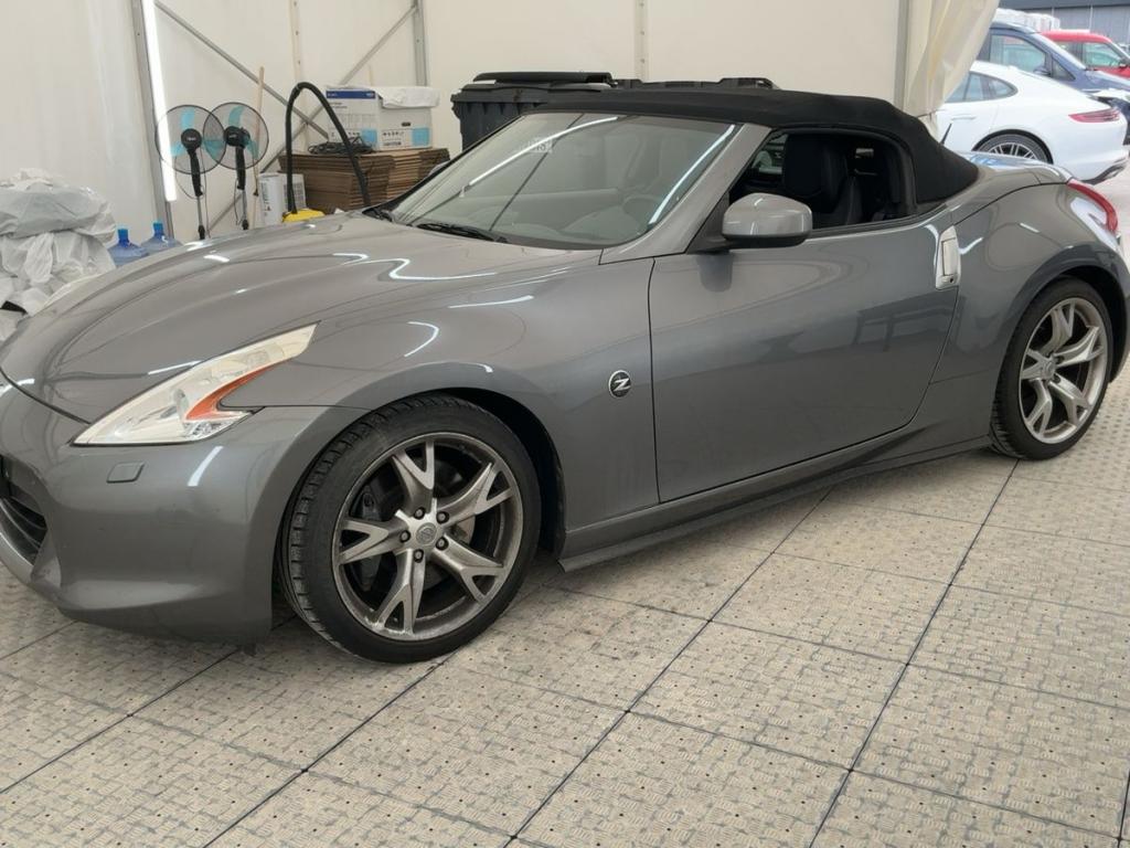 Nissan 370Z 3.7 V6 328 Pack (NEW)  2 portes Cabriolet (janv. 2012) (co2 254)