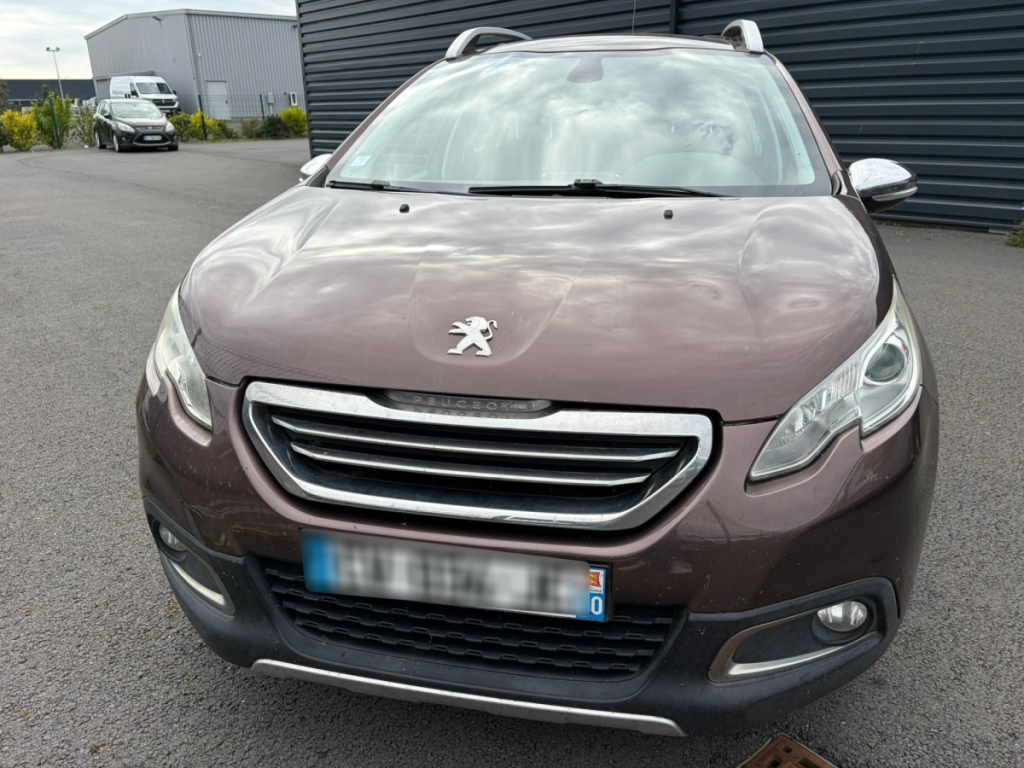 Peugeot 2008 1.6 E-HDi 92 Allure Uniquement pour les professionnel de l'automobile