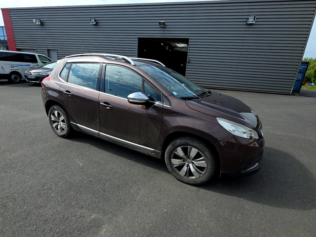 Peugeot 2008 1.6 E-HDi 92 Allure Uniquement pour les professionnel de l'automobile