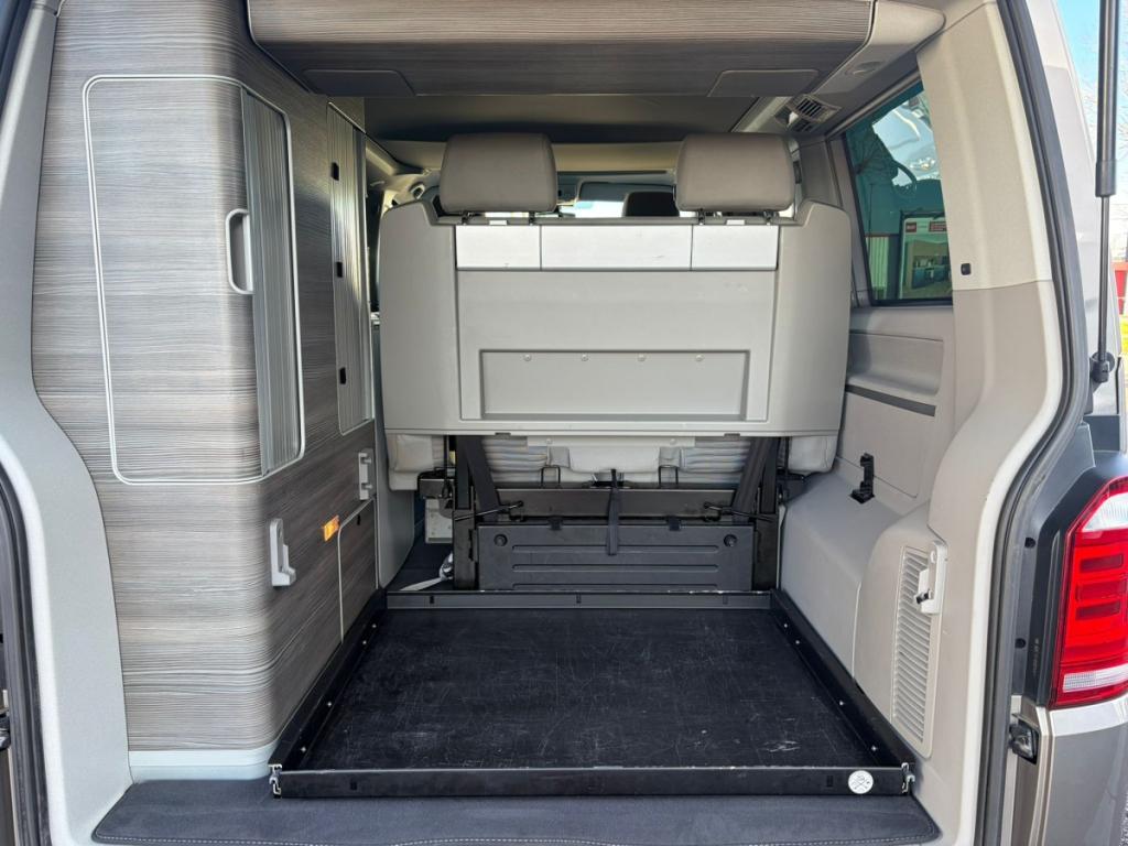 Volkswagen California (6) 2.0TDI 204 DSG7 Coast