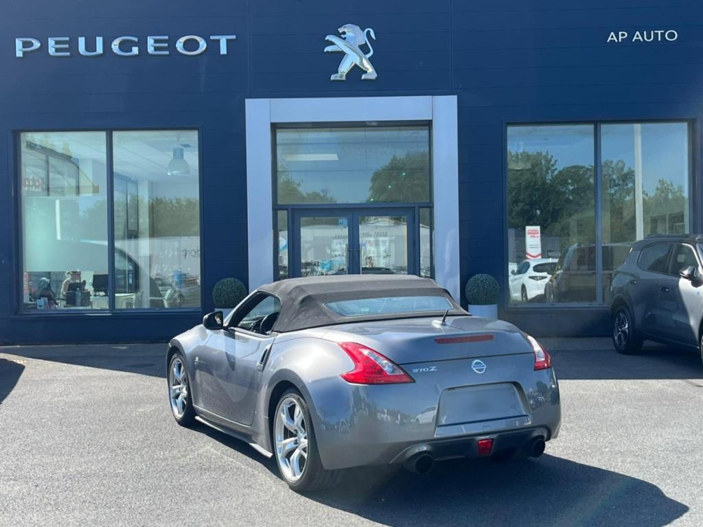 Nissan 370Z 3.7 V6 328 Pack (NEW)  2 portes Cabriolet (janv. 2012) (co2 254)