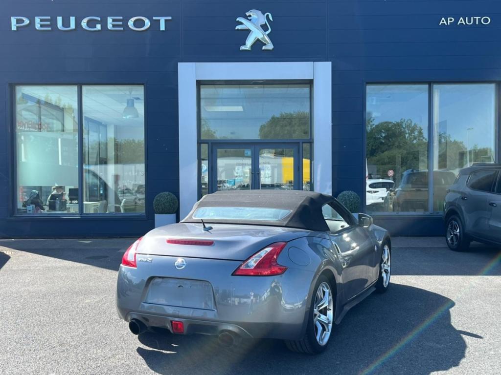 Nissan 370Z 3.7 V6 328 Pack (NEW)  2 portes Cabriolet (janv. 2012) (co2 254)