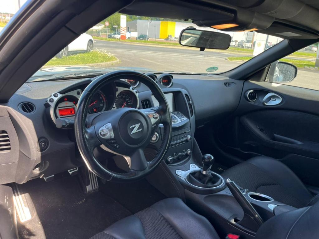 Nissan 370Z 3.7 V6 328 Pack (NEW)  2 portes Cabriolet (janv. 2012) (co2 254)