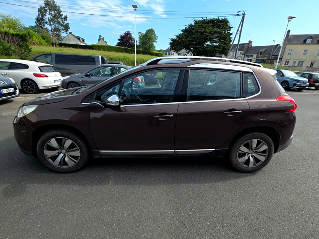 Peugeot 2008 1.6 E-HDi 92 Allure Uniquement pour les professionnels de l'automobile