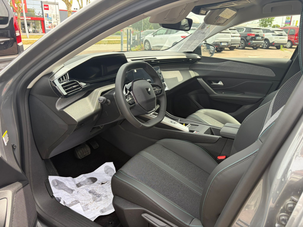 Peugeot 308 SW (3) Hybrid 145 e-DCS6 ALLURE