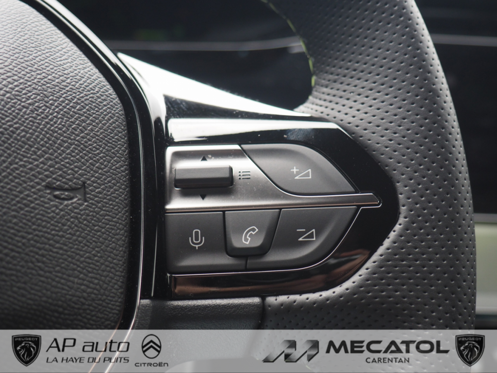 Peugeot 408 Hybrid 145 e-DCS6 GT