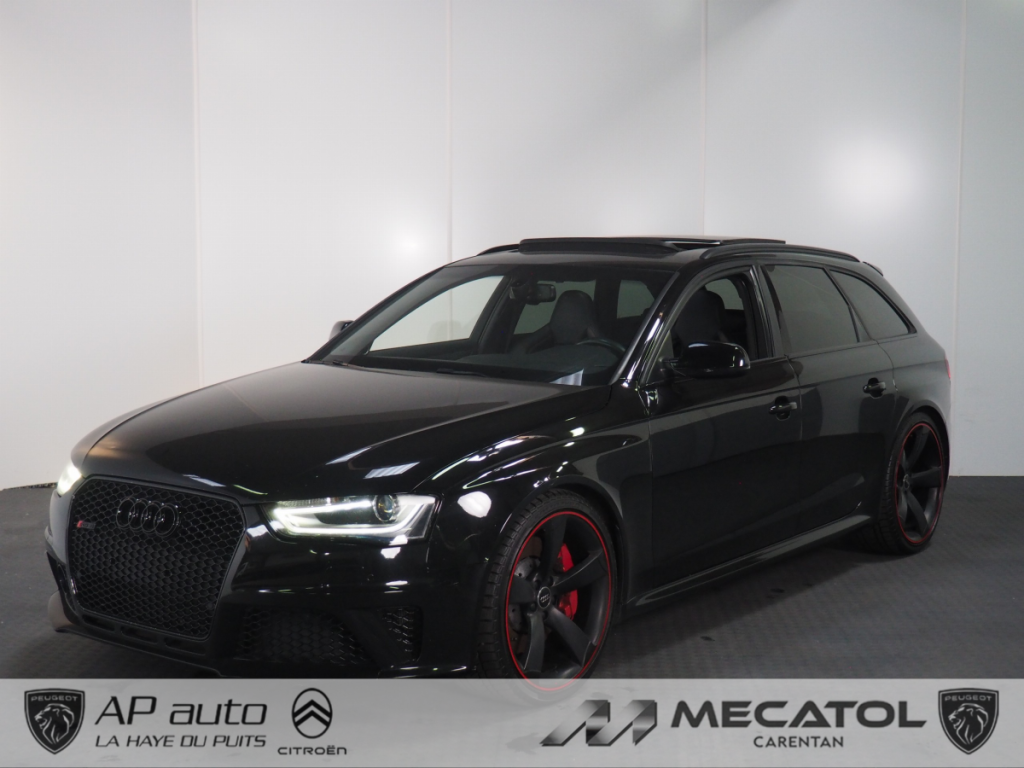 Audi RS4 Avant (4) V8 4.2 FSI S-tronic 7 quattro