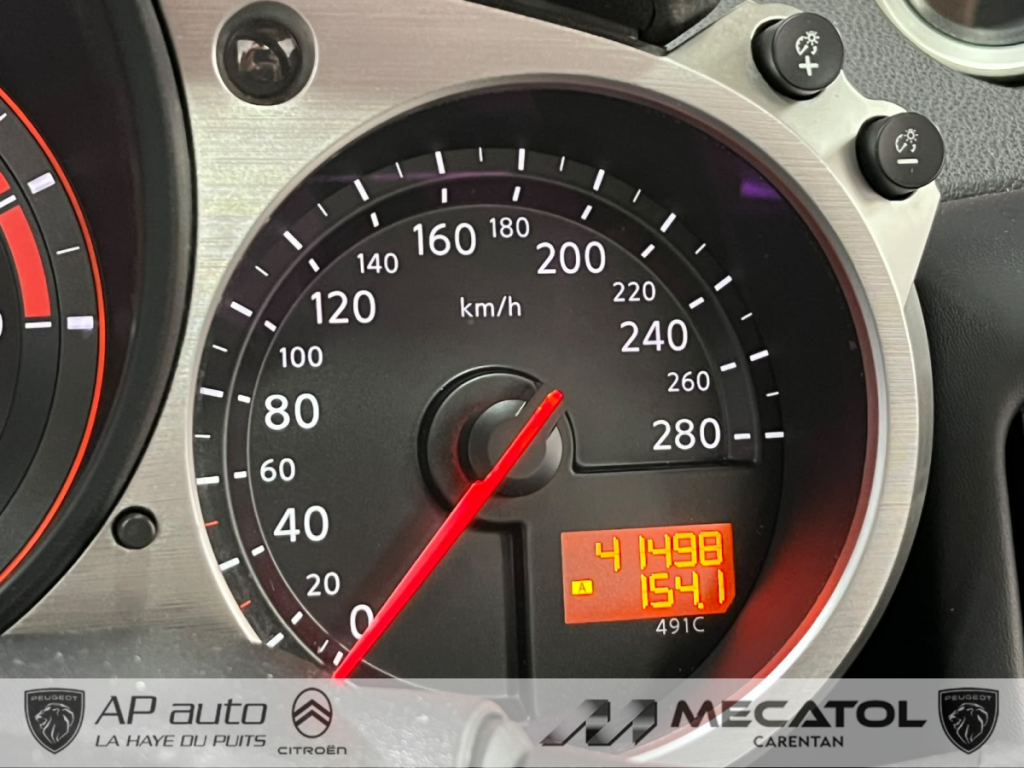 Nissan 370Z 3.7 V6 328 Pack
