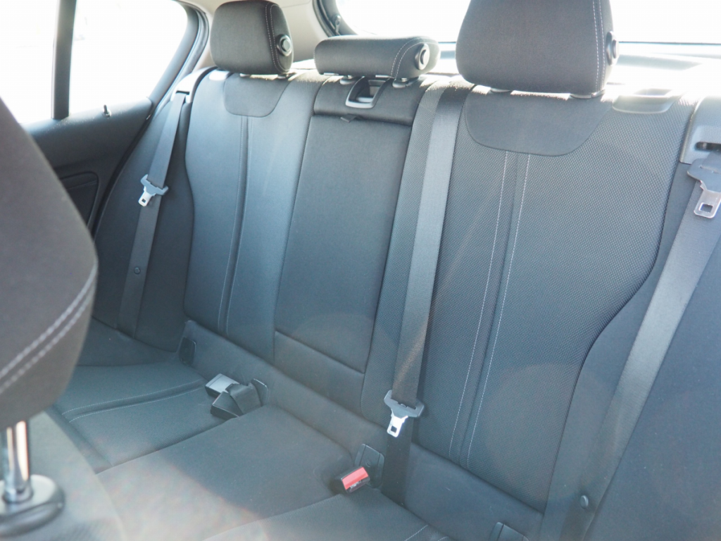 Bmw Série 1 (2) 118d Business Design (F20 LCI)  5 portes  (janv. 2018) (co2 109)
