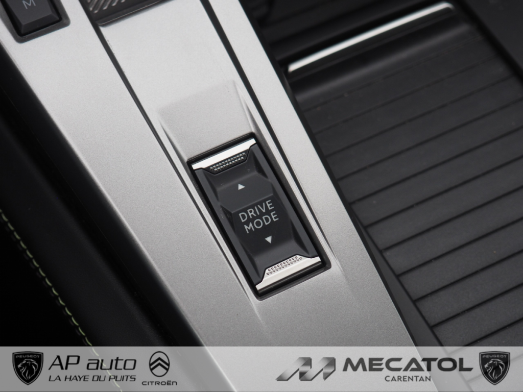 Peugeot 408 Hybrid 145 e-DCS6 GT