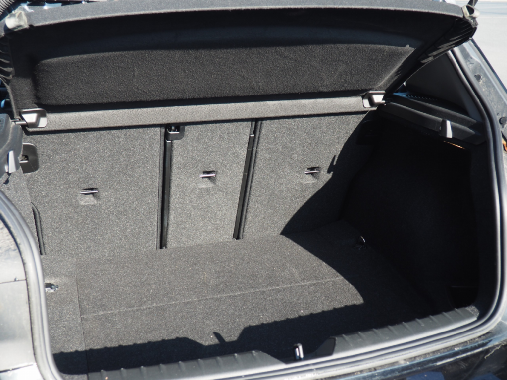 Bmw Série 1 (2) 118d Business Design (F20 LCI)  5 portes  (janv. 2018) (co2 109)