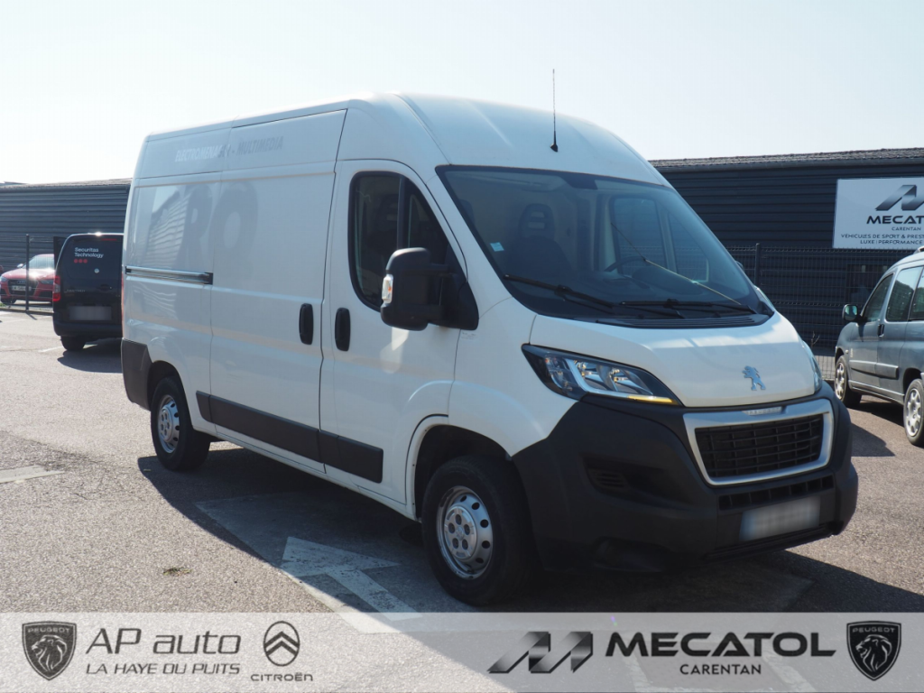 Peugeot Boxer (2) BLUEHDI 130 PRO 330 L2H2