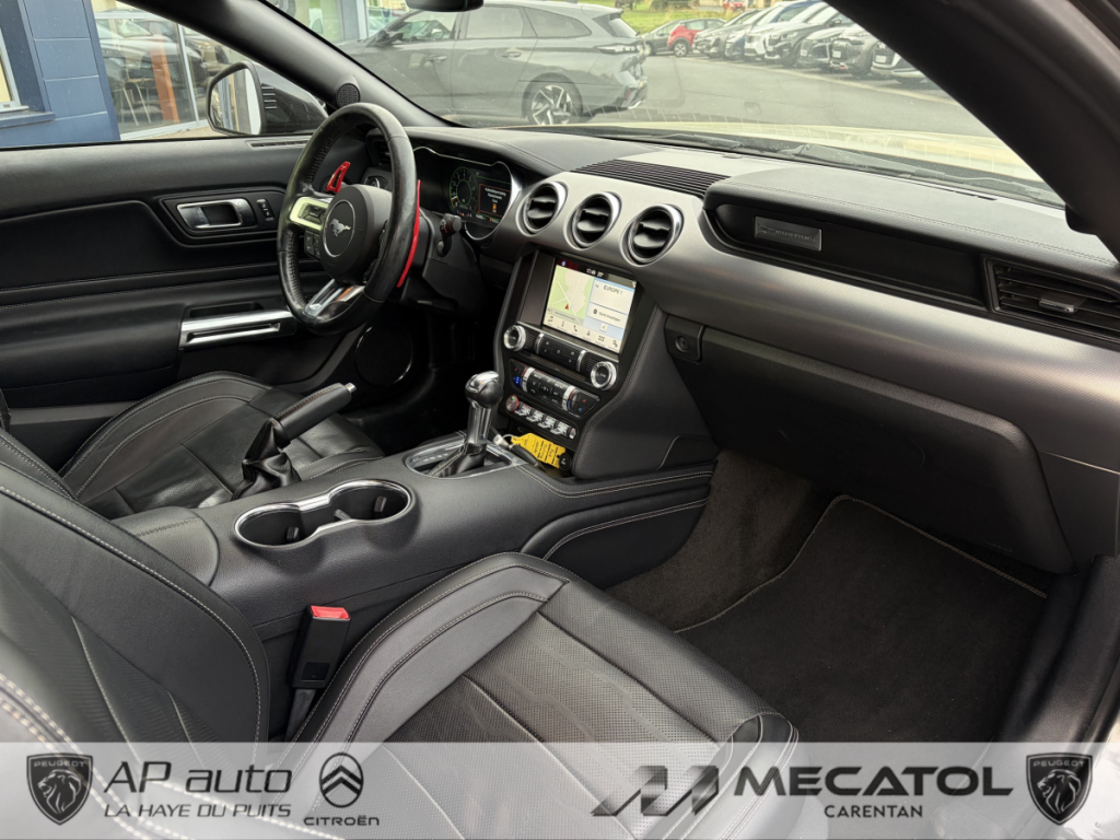 Ford Mustang (6) 5.0 Ti-VCT V8 Convertible GT