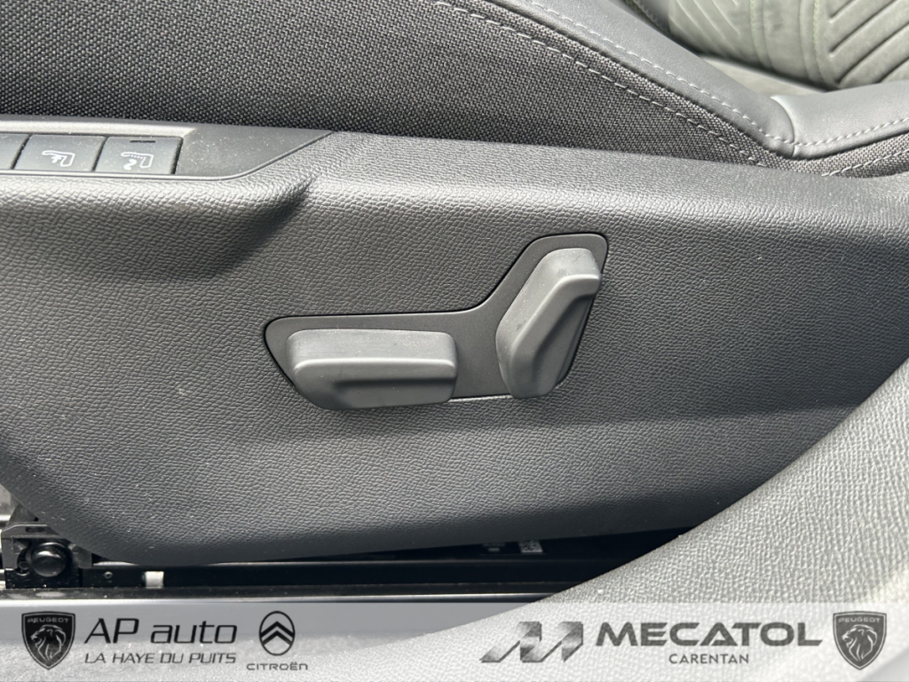 Peugeot 208 (2) 1.2 Hybrid 145 GT